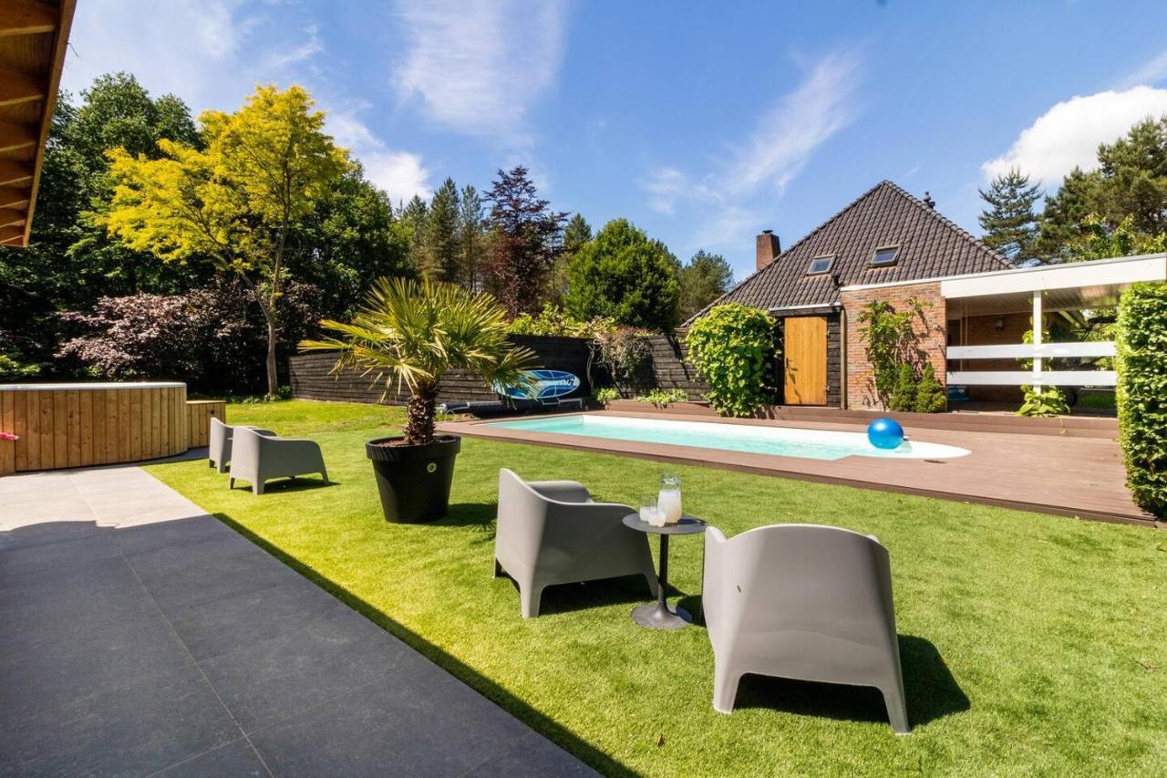 Green Tiny House With Shared Pool Zeewolde Exterior photo